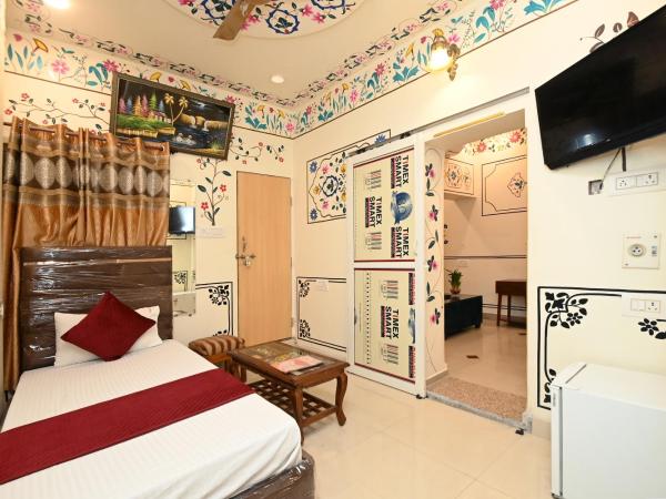 Virasat Mahal Heritage Hotel : photo 5 de la chambre chambre triple standard