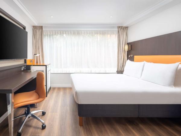 DoubleTree by Hilton London - Hyde Park : photo 2 de la chambre chambre lit queen-size - pour personnes à mobilité réduite