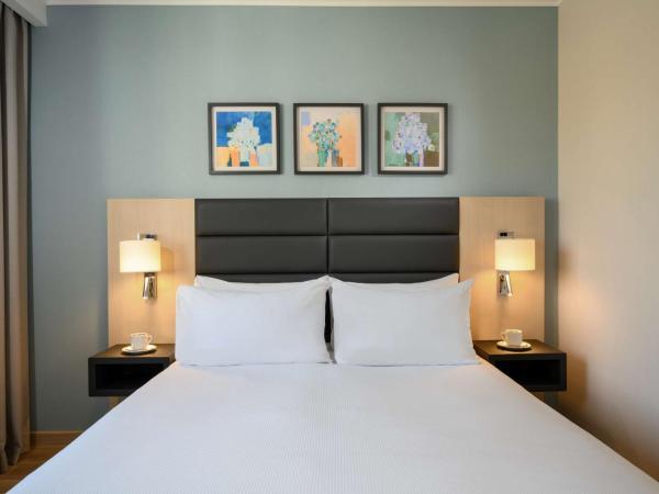 Hilton Garden Inn Budapest City Centre : photo 5 de la chambre chambre lit queen-size