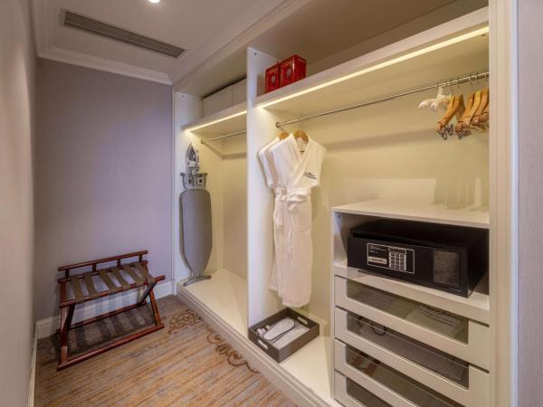 Howard Johnson Junhe Hot Springs Resort Beijing : photo 3 de la chambre chambre lit king-size de luxe affaires - non-fumeurs