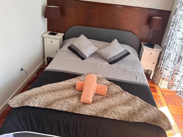 AL Pitões : photo 1 de la chambre grande chambre double