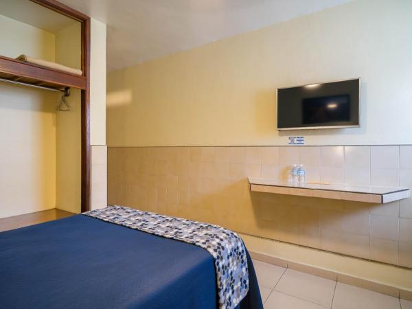 Hotel Mazatlan : photo 2 de la chambre chambre lit queen-size