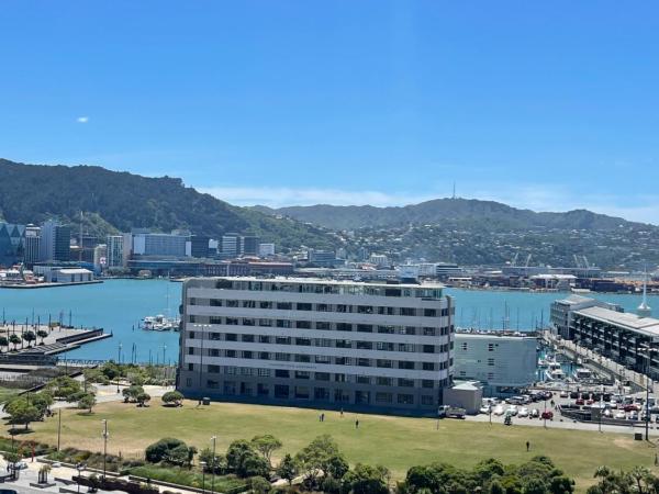 Bay Plaza Hotel : photo 6 de la chambre chambre lit king-size standard