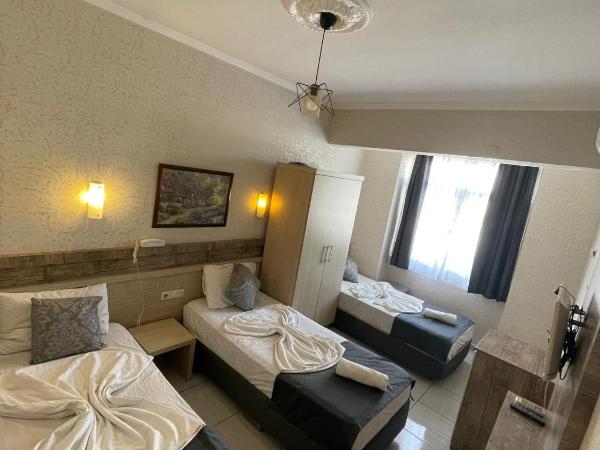 Denizhan Hotel : photo 8 de la chambre chambre triple standard