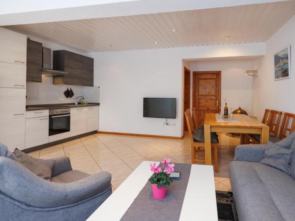 Guesthouse Halilagic : photo 7 de la chambre suite - vue sur jardin