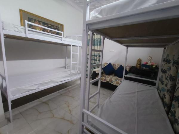 Vibe Villa Hostel : photo 7 de la chambre lit dans dortoir mixte de 6 lits