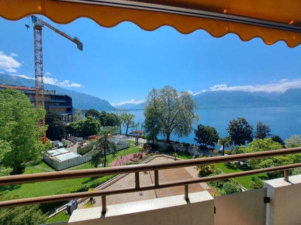 Royal Plaza Montreux : photo 4 de la chambre chambre double standard avec balcon - côté parc et lac