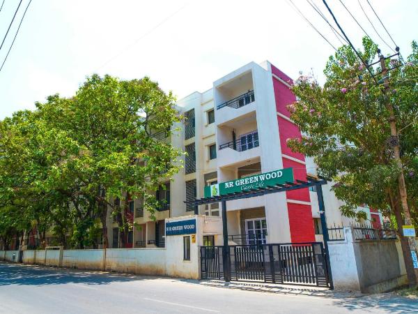 Local NR Green Woods : photo 2 de la chambre chambre double ou lits jumeaux