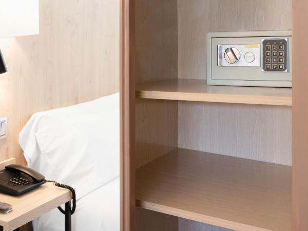 Hotel Albret : photo 7 de la chambre chambre 1 lit double