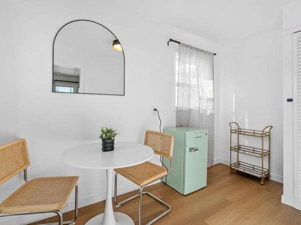 Aliza Hotel : photo 6 de la chambre suite supérieure lit king-size