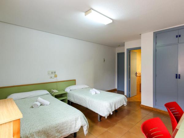 Residencia Universitaria Aula Rector : photo 3 de la chambre chambre lits jumeaux