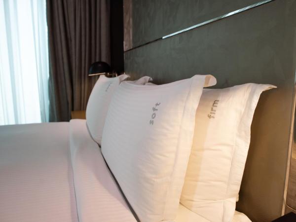 Holiday Inn New Delhi International Airport, an IHG Hotel : photo 1 de la chambre suite lit king-size – non-fumeurs