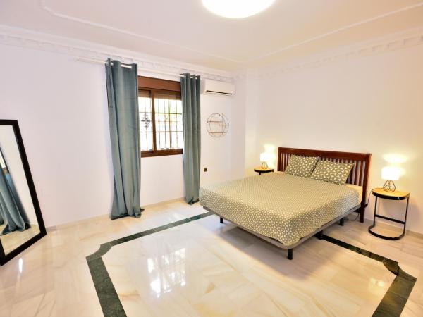 Castillo AlMálaga : photo 2 de la chambre chambre lit queen-size deluxe