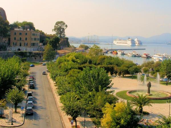 Konstantinoupolis : photo 4 de la chambre chambre lits jumeaux - vue sur port