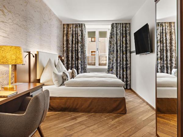 Hotel Deutsche Eiche : photo 4 de la chambre chambre double