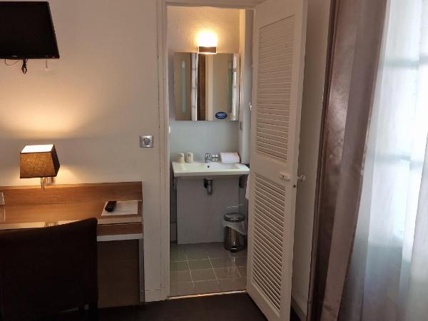 Hotel Restaurant du Centre et du Lauragais : photo 2 de la chambre chambre lits jumeaux