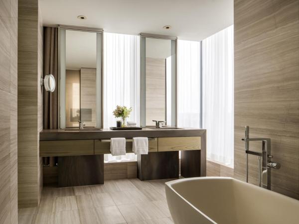 Four Seasons Hotel Toronto at Yorkville : photo 7 de la chambre suite bellair