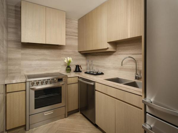 Four Seasons Hotel Toronto at Yorkville : photo 7 de la chambre suite présidentielle