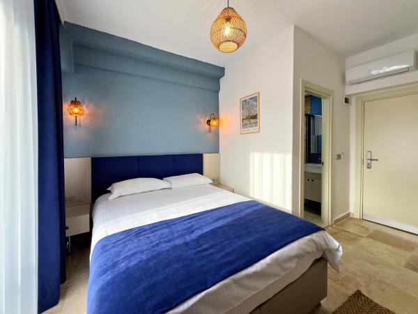 Nese Pension : photo 6 de la chambre chambre double avec balcon - vue sur mer