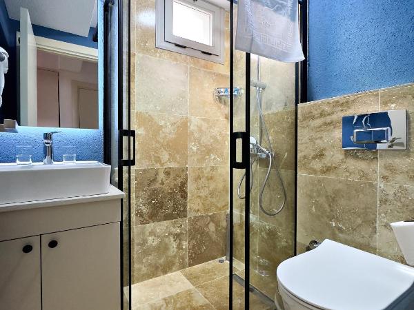 Nese Pension : photo 4 de la chambre chambre double avec balcon - vue sur mer