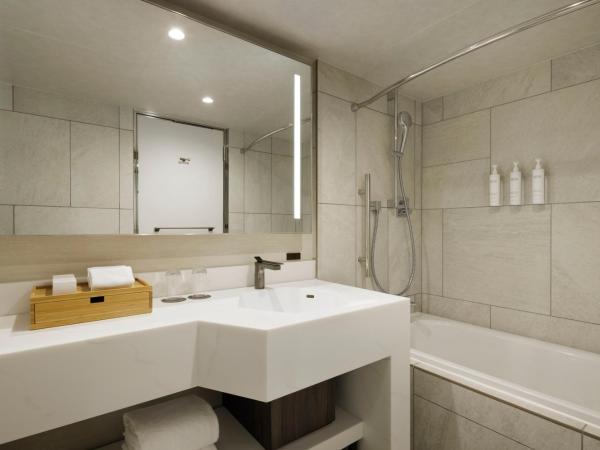 Courtyard by Marriott Tokyo Ginza Hotel : photo 3 de la chambre premium larger king room