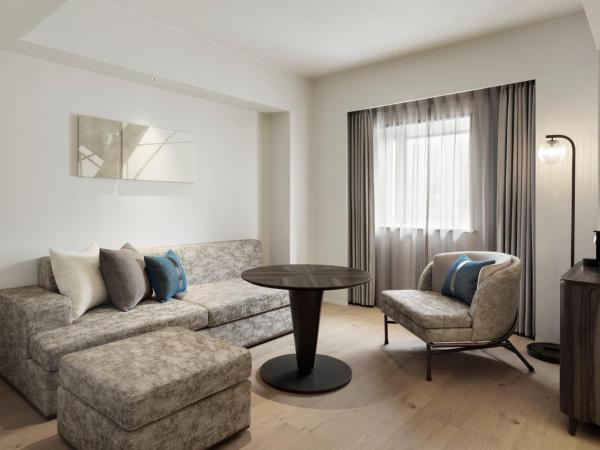 Courtyard by Marriott Tokyo Ginza Hotel : photo 2 de la chambre premium larger king room