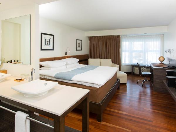 Hôtel Le Bonne Entente : photo 1 de la chambre hébergement lit king-size terzo