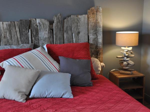 La Poupardoise : photo 7 de la chambre chambre double 2 - vue sur port