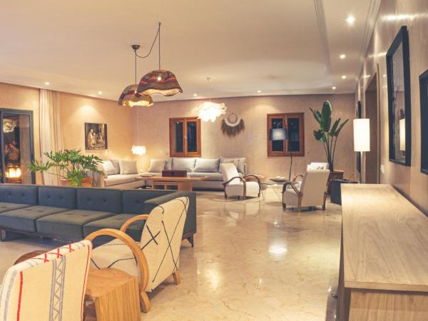 SUITE TOUBKAL DE DAR LAZREK guest-house & more : photo 4 de la chambre suite deluxe