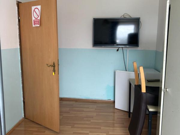 Pension Nürnberg : photo 3 de la chambre chambre triple