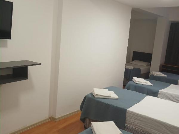 Ephesian Hotel & Guesthouse : photo 3 de la chambre chambre familiale avec salle de bains privative