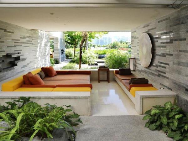 InterContinental Sanya Resort, an IHG Hotel : photo 3 de la chambre hébergement classique avec coin salon extérieur- vue sur jardin