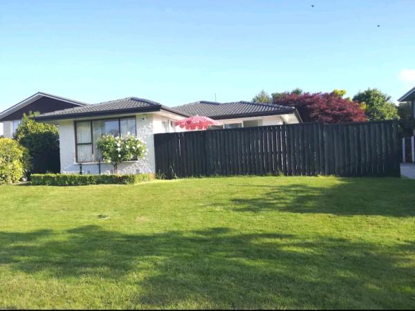 Spacious Room Near Christchurch Airport : photo 6 de la chambre chambre double deluxe