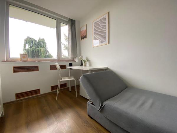 Hostello Airport Strzegomska - w pełni wyposażone pokoje : photo 9 de la chambre chambre double