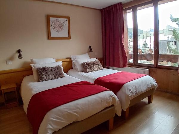 Hotel le Sherpa : photo 10 de la chambre chambre triple