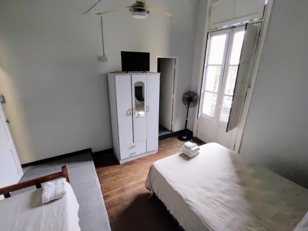 Hostal Vampayá : photo 3 de la chambre chambre double avec salle de bains privative