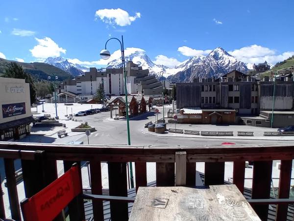 Hotel le Sherpa : photo 9 de la chambre chambre familiale (5 personnes)