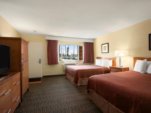 Howard Johnson by Wyndham San Diego Sea World : photo 2 de la chambre chambre 2 lits queen-size - non-fumeurs