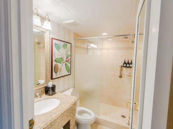 The Founders Inn & Spa Tapestry Collection By Hilton : photo 9 de la chambre chambre lit king-size