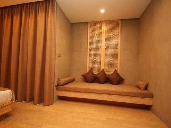 Chu Hotel : photo 1 de la chambre chambre lit king-size deluxe