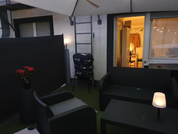 CityPark Aparthotel : photo 9 de la chambre chambre double avec terrasse