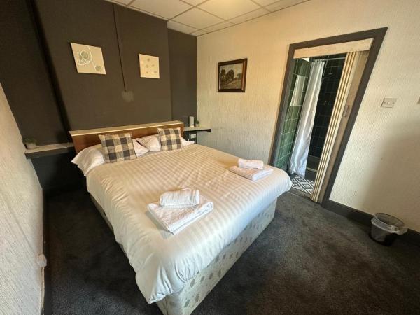 Manchester Stay Hotel - Free Parking : photo 1 de la chambre chambre double avec salle de bains privative