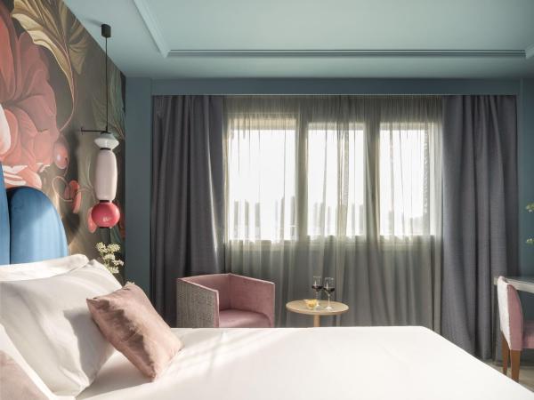 Hotel Antik San Sebastián : photo 6 de la chambre chambre double ou lits jumeaux avec parking gratuit