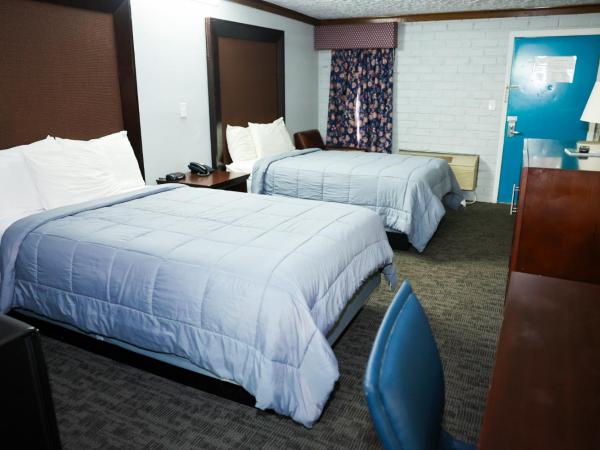 Rittiman Inn and Suites : photo 2 de la chambre chambre double avec 2 lits doubles