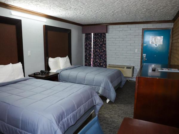 Rittiman Inn and Suites : photo 7 de la chambre chambre double avec 2 lits doubles