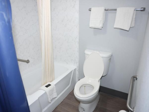 Rittiman Inn and Suites : photo 8 de la chambre chambre lit king-size