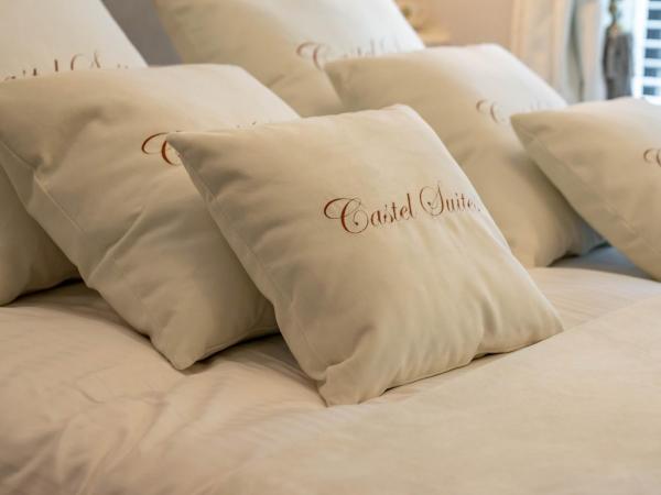 Castelsuites : photo 7 de la chambre chambre double deluxe avec douche