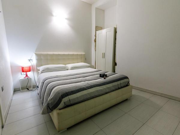 Onlyrooms II - Old Town & Typical Food : photo 2 de la chambre studio standard