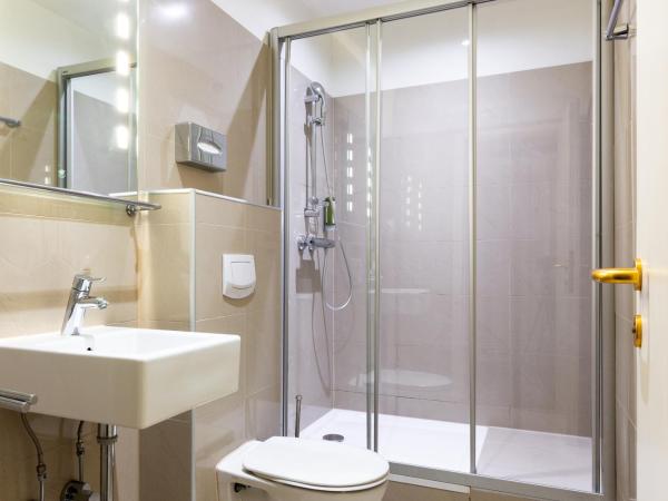 Best Western Hotel Strasser : photo 2 de la chambre chambre triple standard