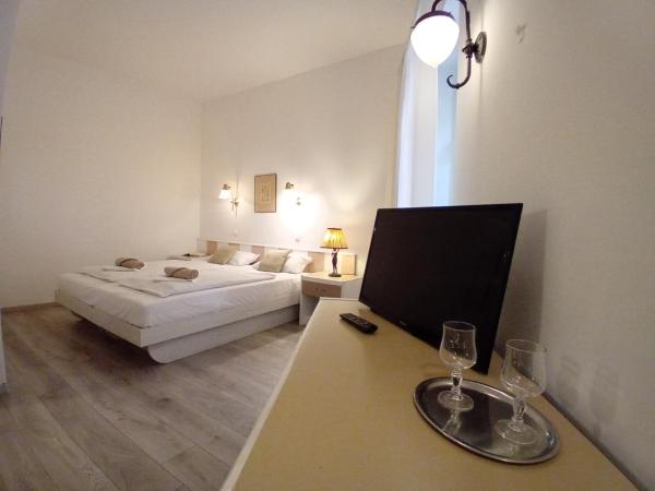 Senator Ház : photo 6 de la chambre grande chambre double